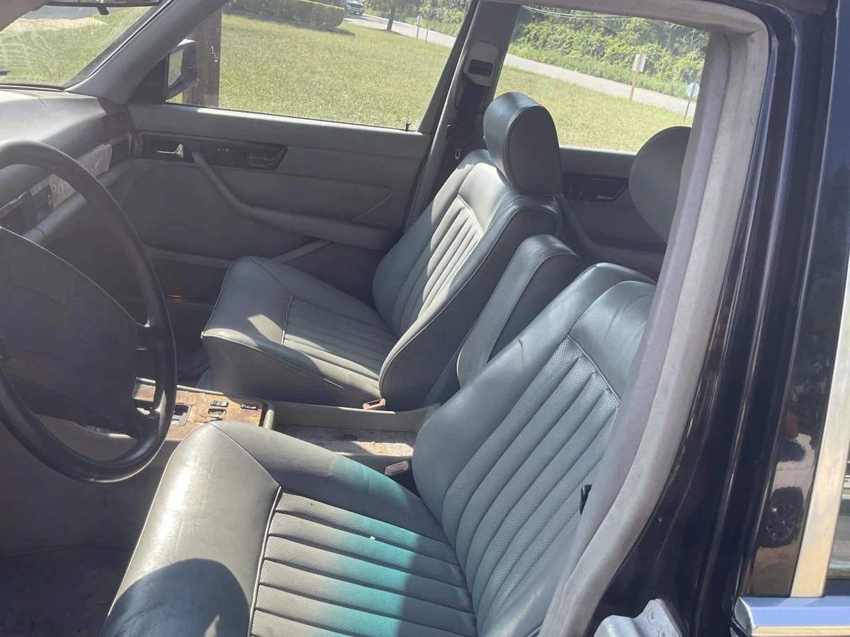 Mercedes SEL 560 V8 7