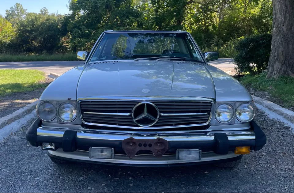 Mercedes Benz SL560 V8 8