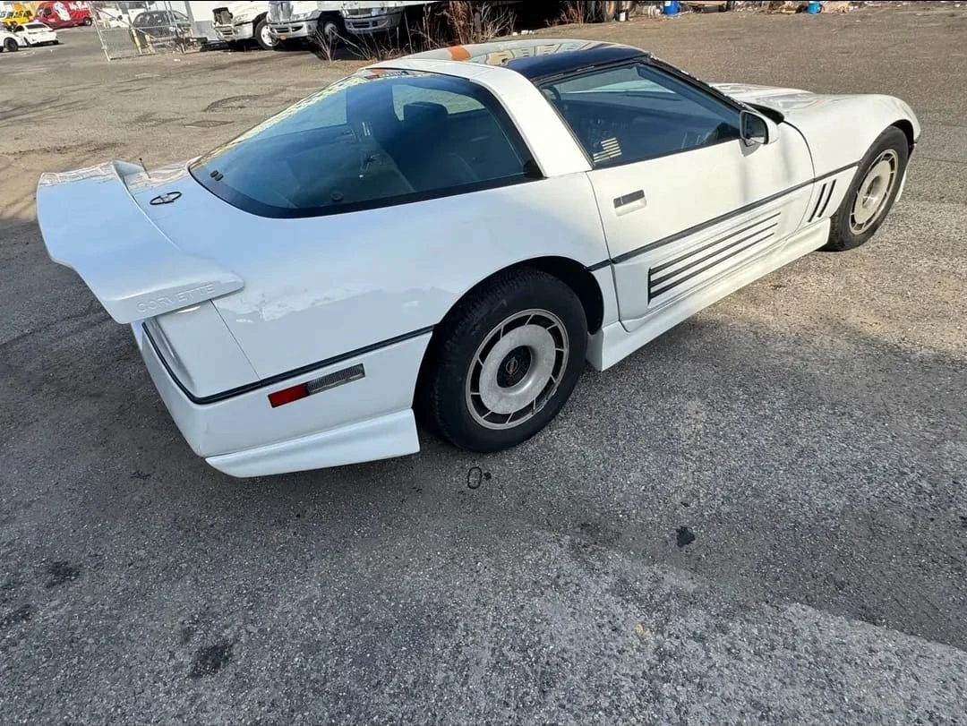Chevrolet Corvette V8 4