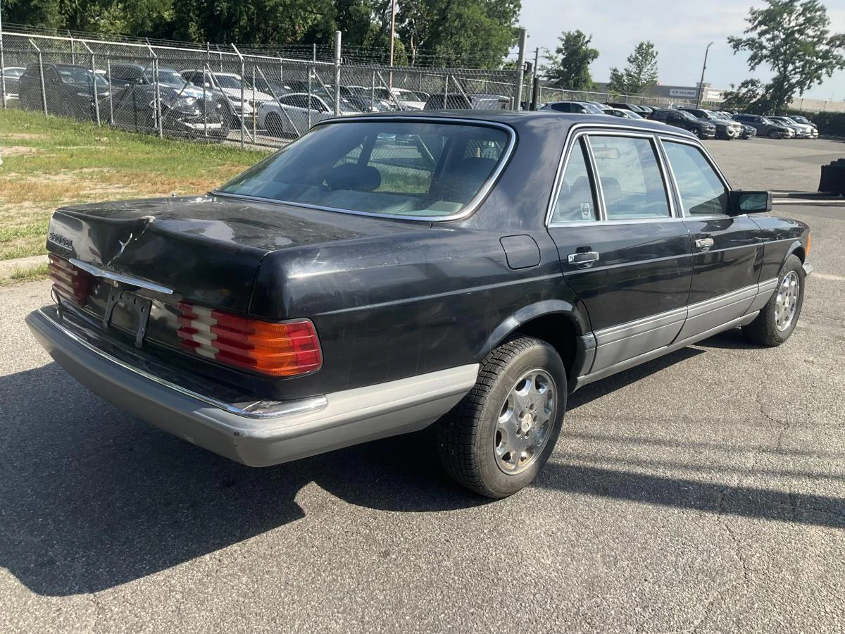 Mercedes SEL 560 V8 9